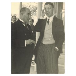 Atatürk ve İsveç Veliaht Prensi VI. Gustav Adolf Fotoğrafı - Gümüş Baskı Orjinal Fotoğraf - Ekim/1934 Ankara - İmzalı 'Alfred Eisenstaedt' - 24x18cm -1-