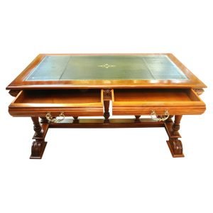 Fransız Çalışma Masası 19.yy Masif Ceviz 150cm 8 Fransız Çalışma Masası - Bureau Plat - 19. yüzyıl - Masif Ceviz - İki Çekmeceli - Üstü Siyah Deri Kaplama - 150(G) x 85(D) x 75(Y) cm -2-